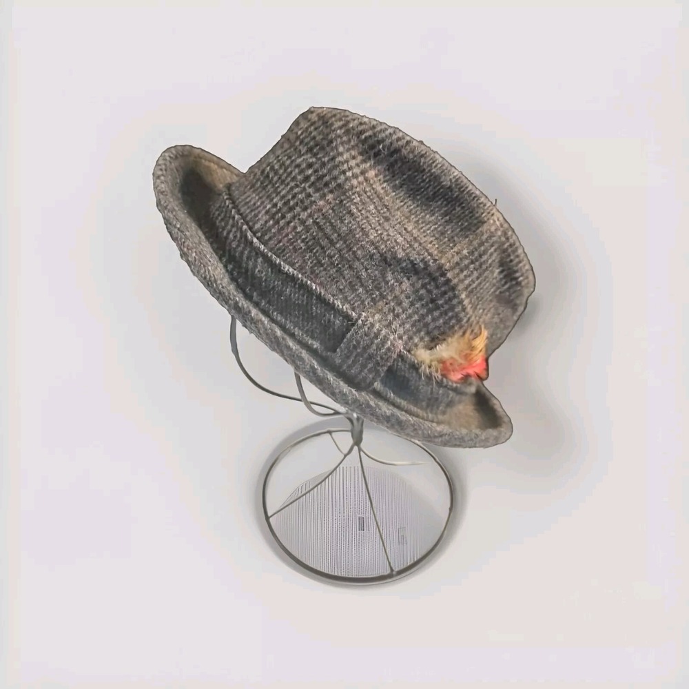 Vtg Dobbs (6 7/8) Grey Wool Tweed Pheasant Feather Fedora Hat City Chic Classic‎